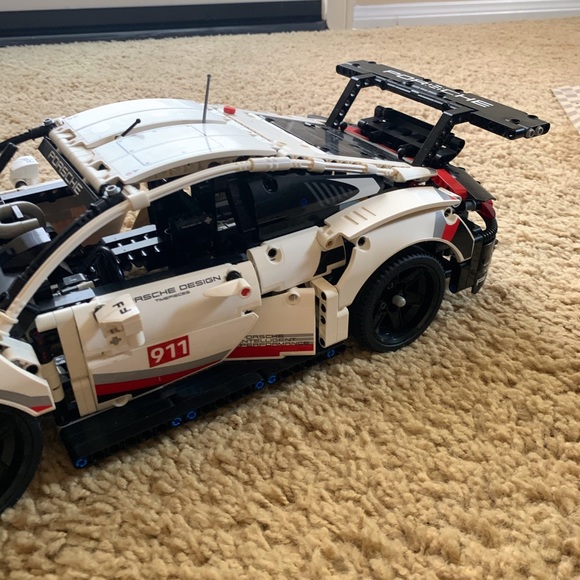 Porsche 911 lego - Picture 3 of 5